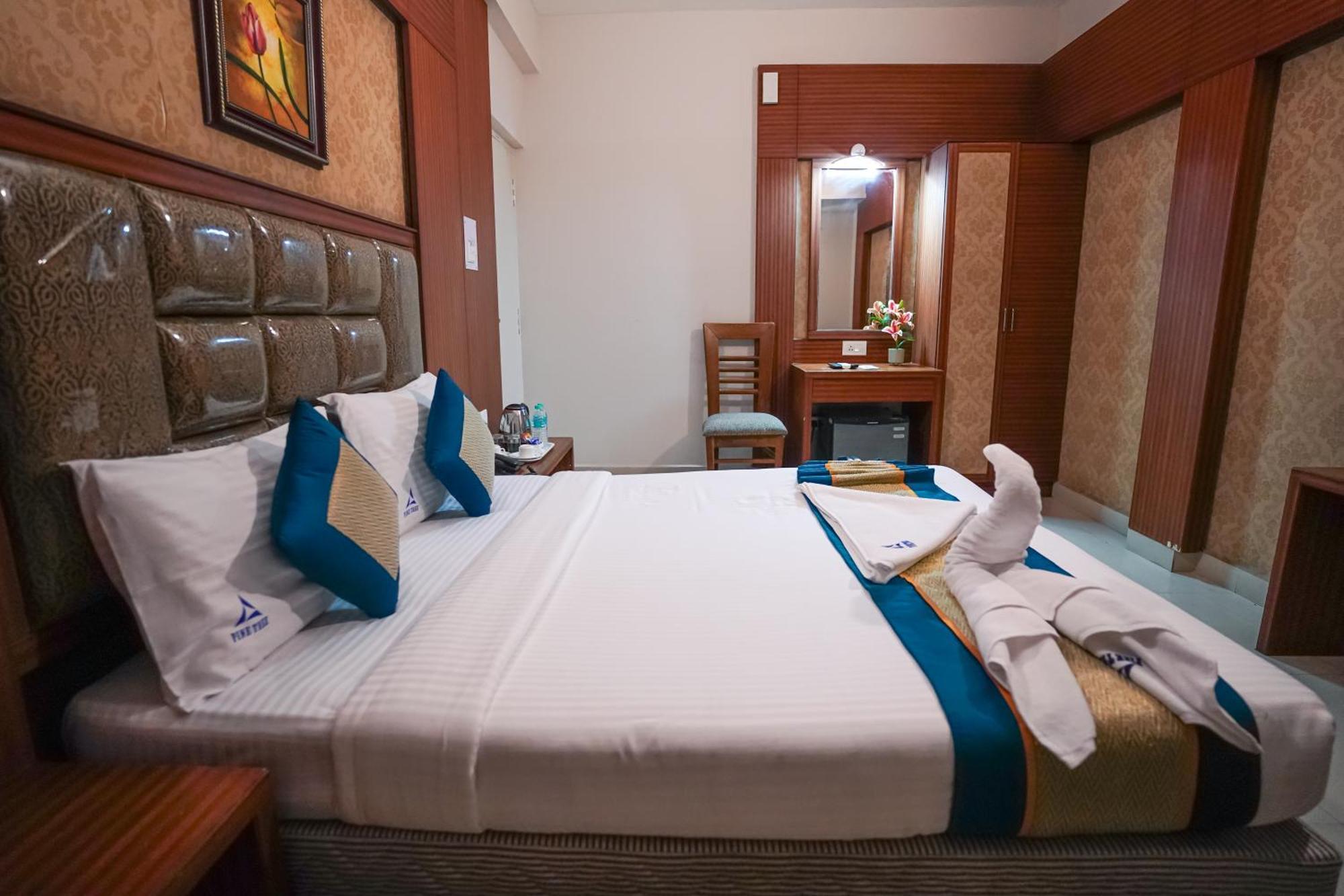 Pine Tree Boutique Hotel Chennai Exterior foto